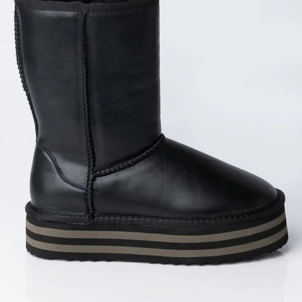 AZALEA WANG SHOW ME  FLAT BOOTIE IN BLACK